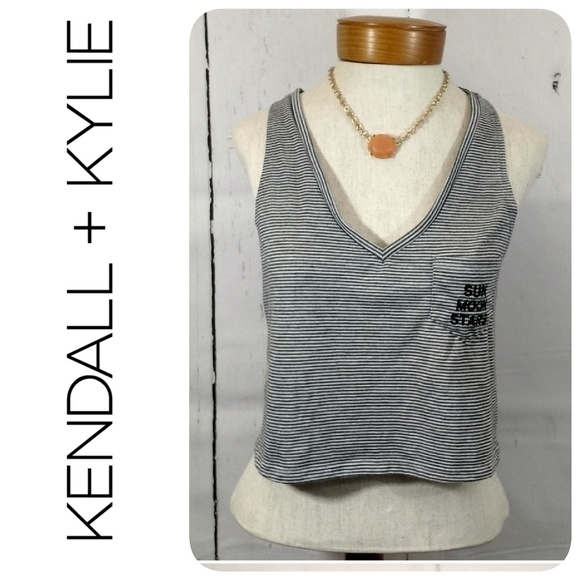 Kendall & Kylie Tops - ♥️5 for $25 Kendall and Kylie Sun Moon Stars Crop